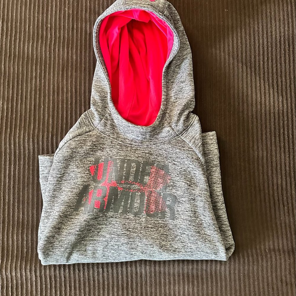 Under Armour Sweatshirt